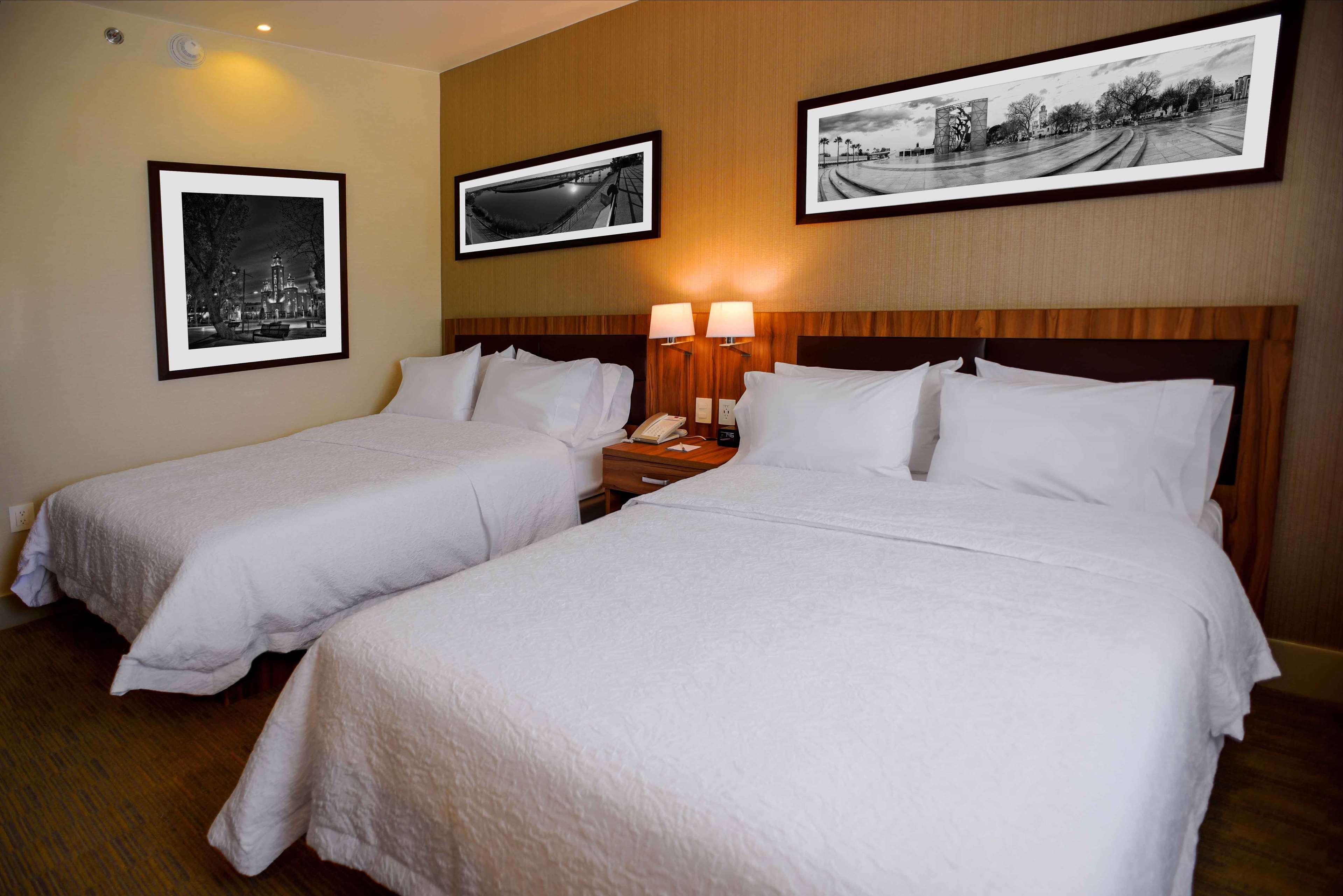 Hampton Inn Piedras Negras Zewnętrze zdjęcie