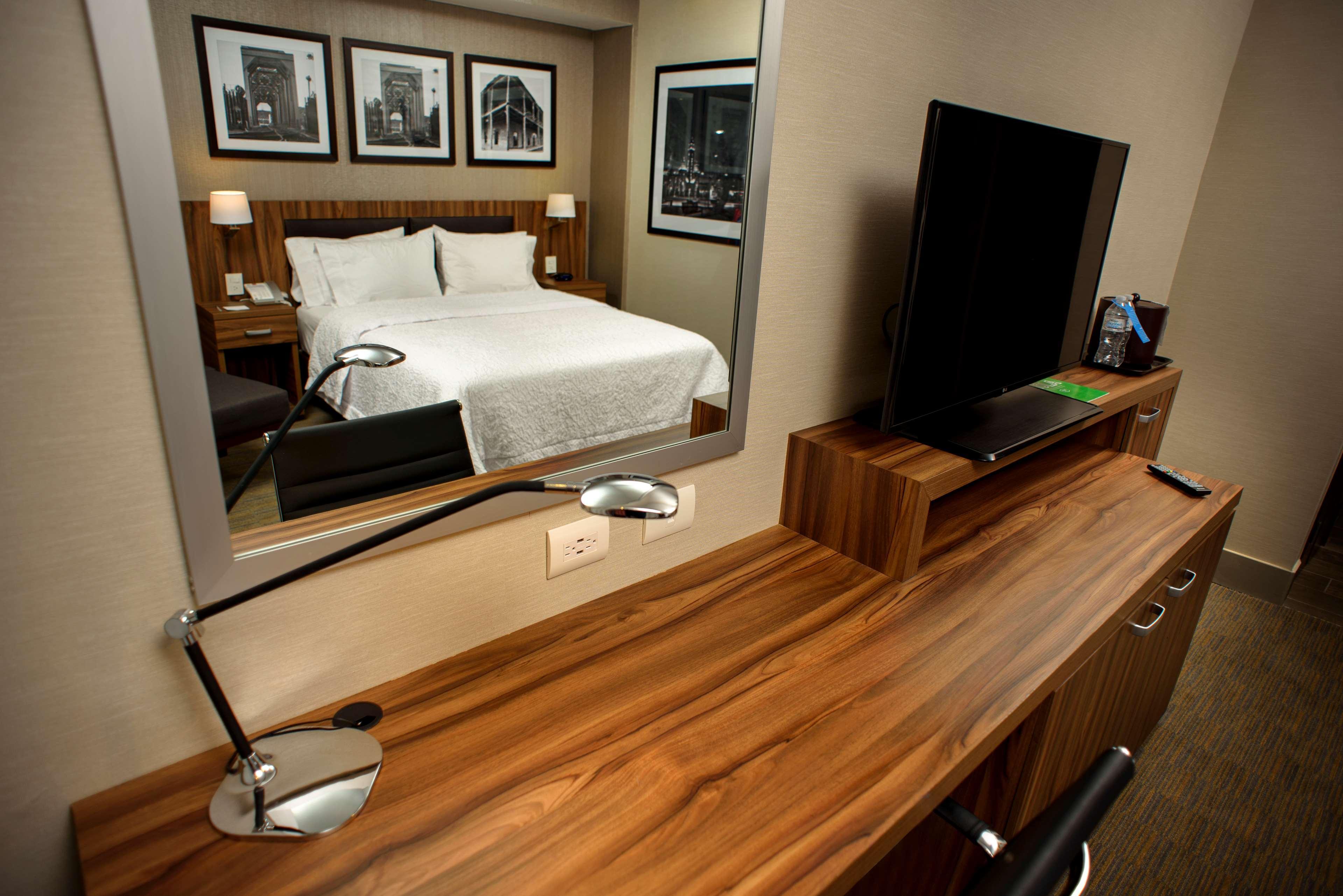 Hampton Inn Piedras Negras Zewnętrze zdjęcie