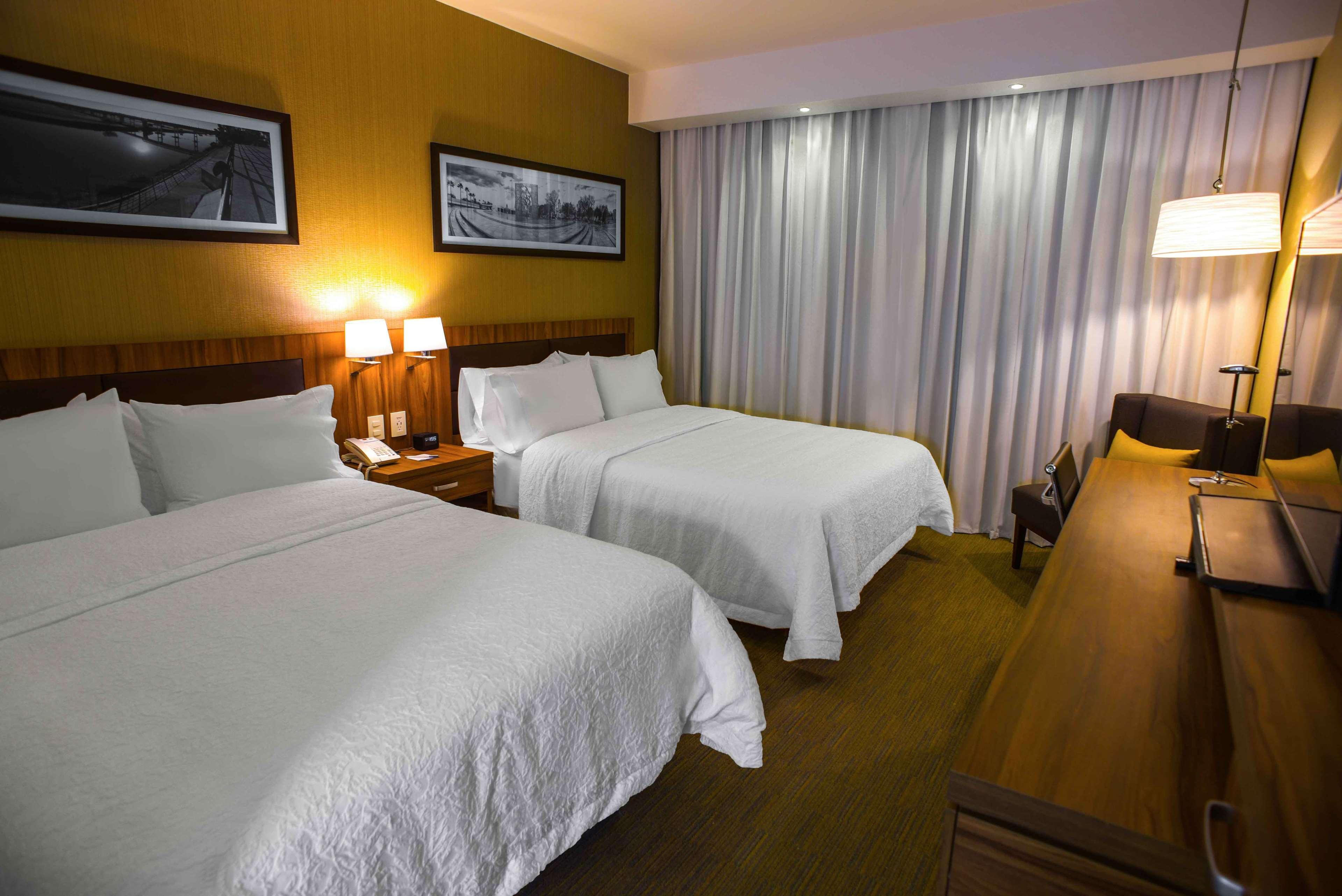 Hampton Inn Piedras Negras Zewnętrze zdjęcie
