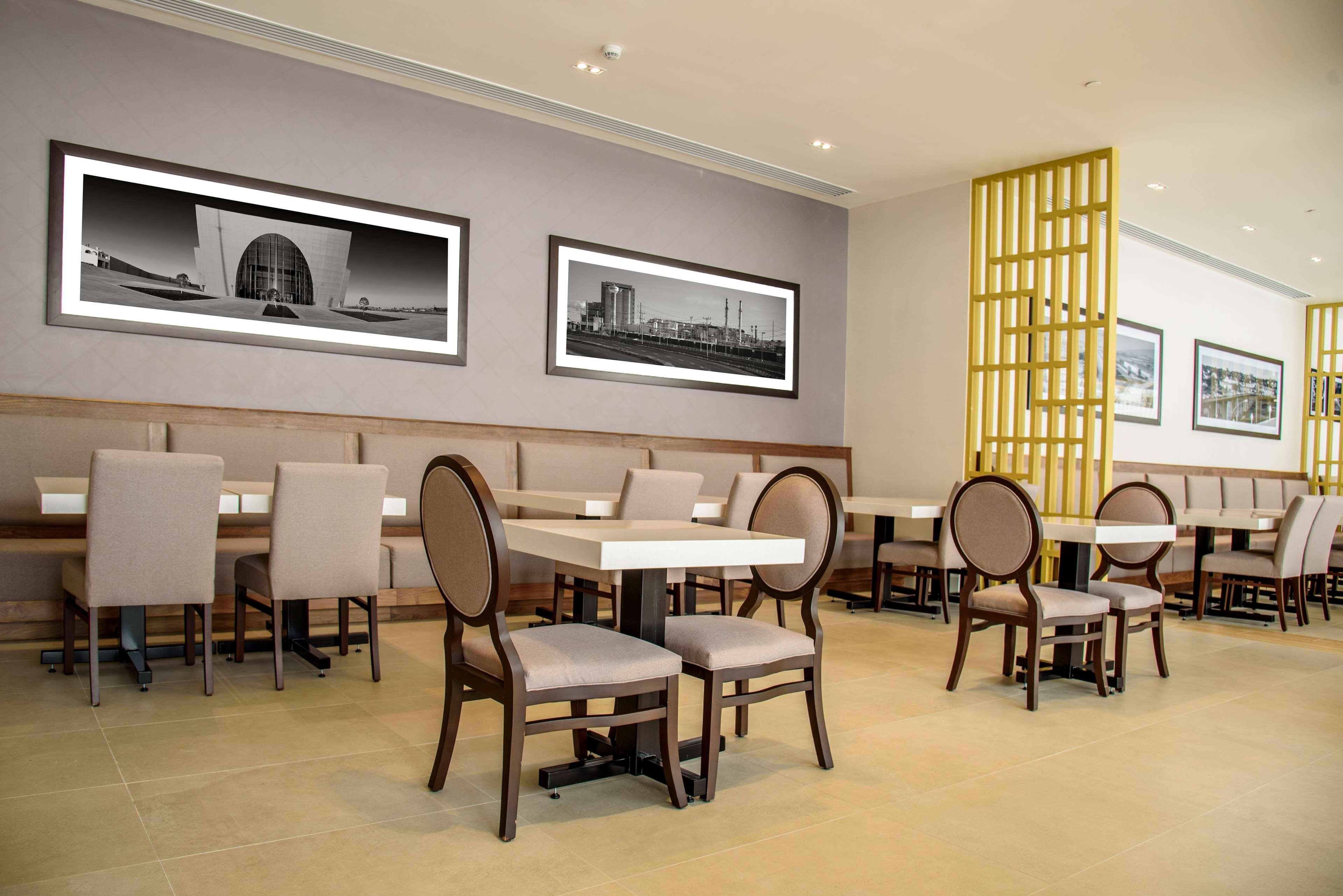 Hampton Inn Piedras Negras Zewnętrze zdjęcie