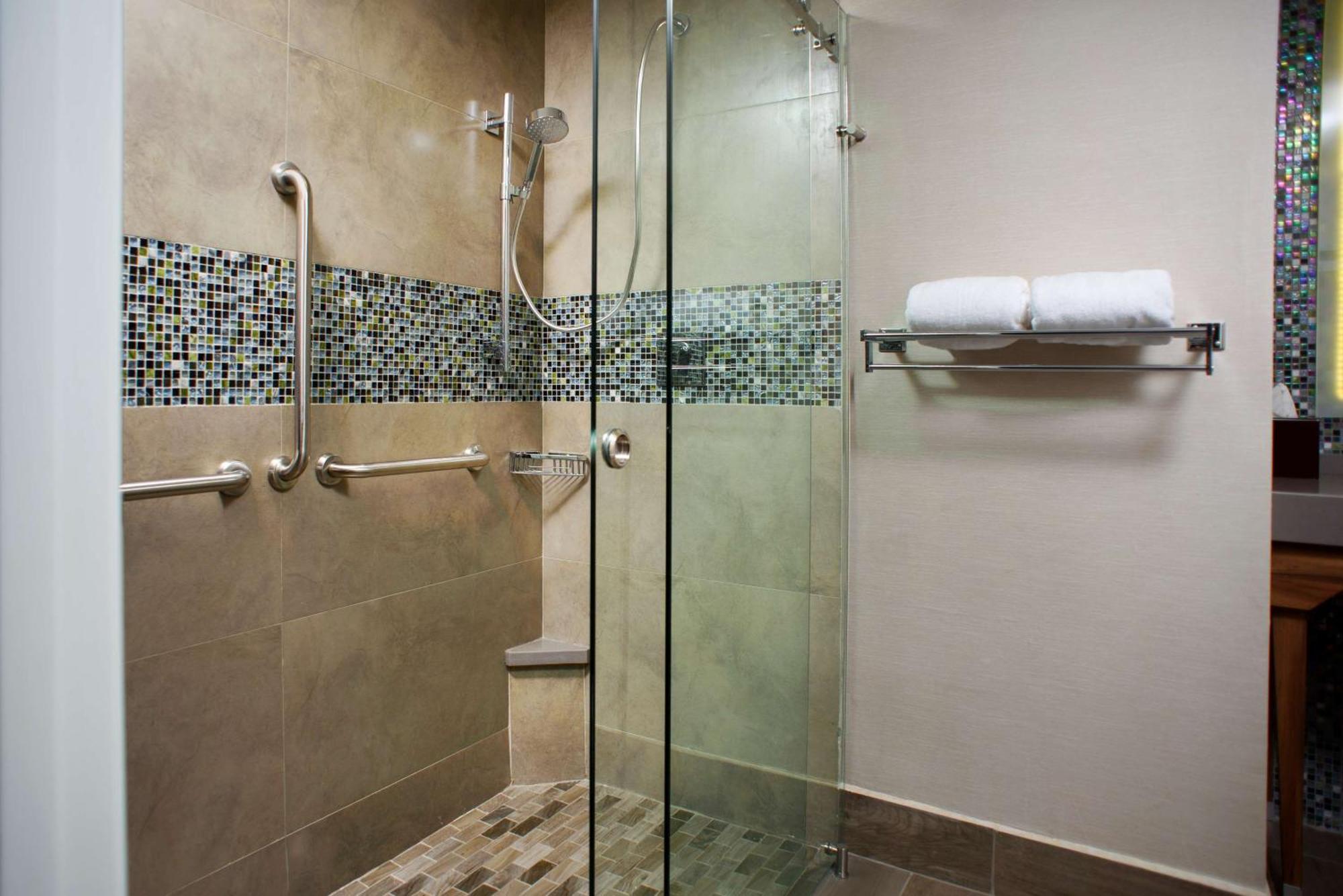 Hampton Inn Piedras Negras Zewnętrze zdjęcie